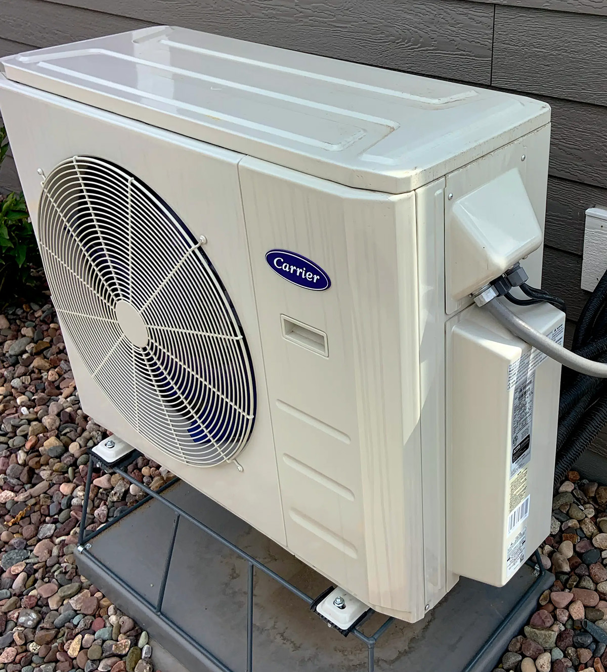 Outdoor heat pump unit